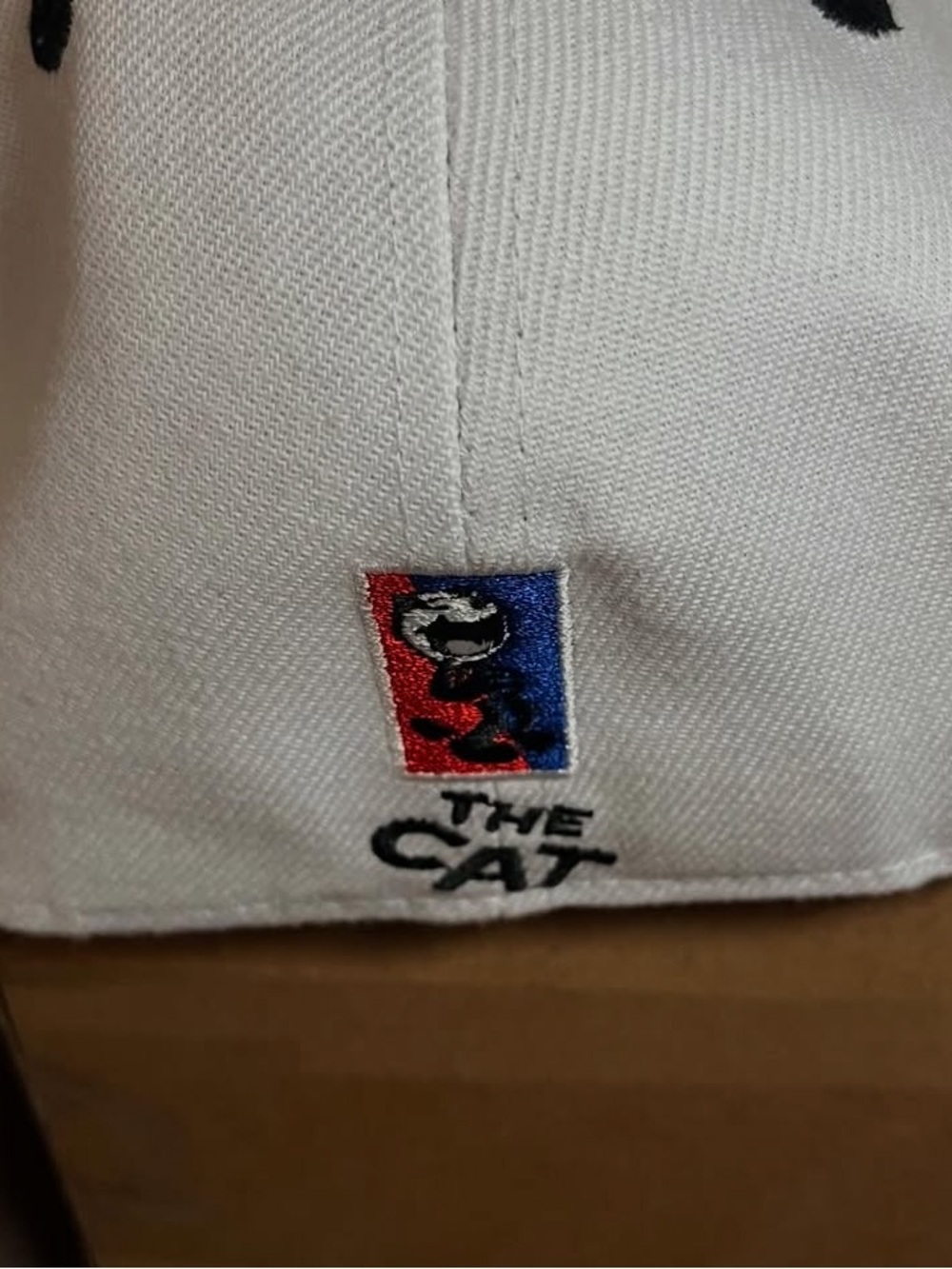 Headgear Classics "Felix the Cat" fitted cap in black and white, size 7 1/2 - Picture 5 of 5